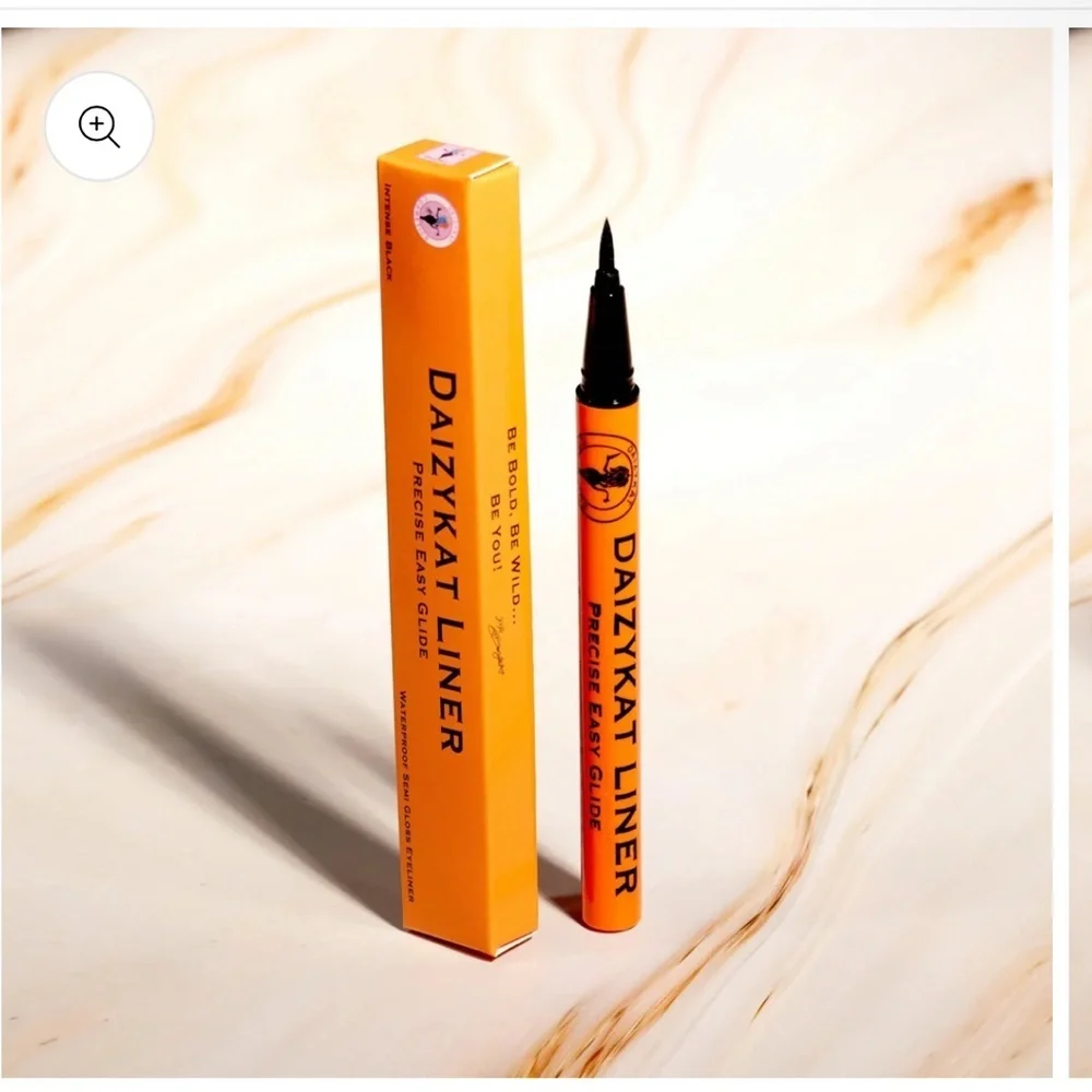 Daizykat Waterproof Intense Black Eyeliner – Semi Gloss | NWT